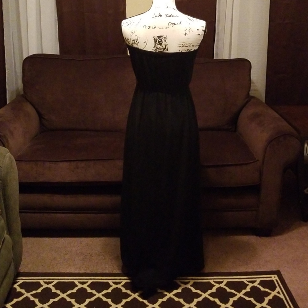 Dress - Picture 2 of 3